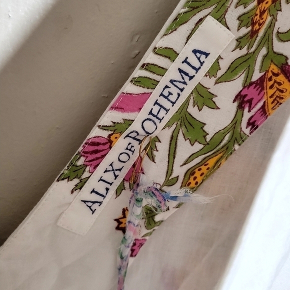 Alix of Bohemian Bianca Bell Dress - Picture 5 of 13